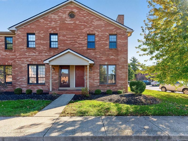 6446 Brookedge Court , Dublin, OH 43017 Photo 3