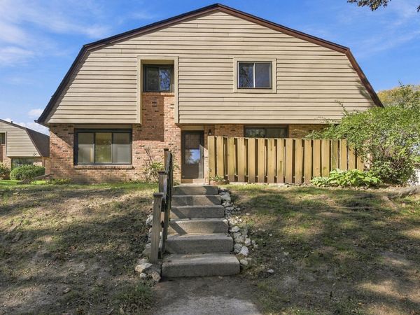 8645 N 72nd St, Milwaukee, WI 53223