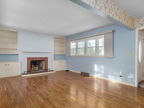 443 W Division Street , Mt Vernon, MO 65712