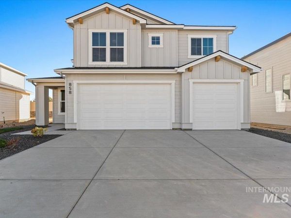 858 S Contusion Ave, Nampa, ID 83687