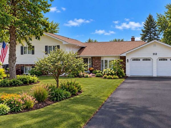 312 W Pine Street, Roberts, WI 54023