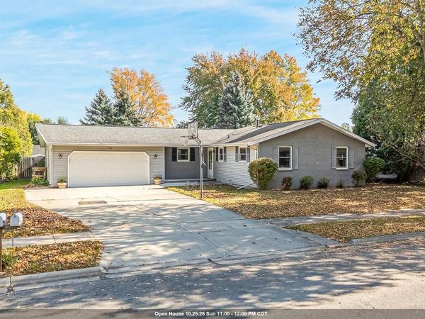 902 MICHIGAN LANE, Kaukauna, WI 54130