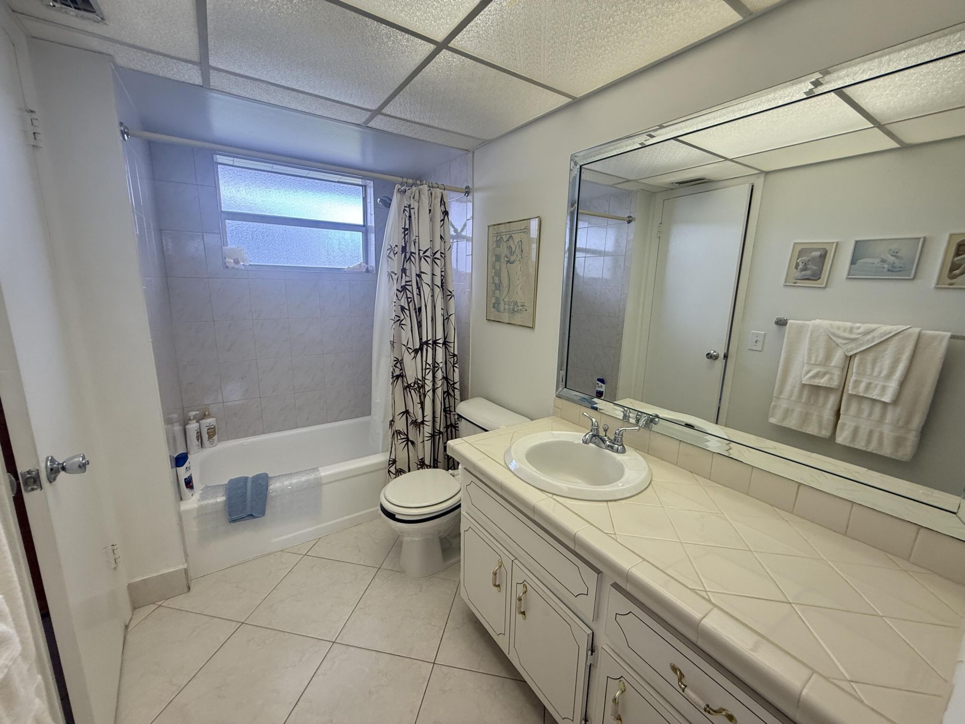 2800 NW 47th Terrace, Unit 304B, Lauderdale Lakes, FL 33313 Photo