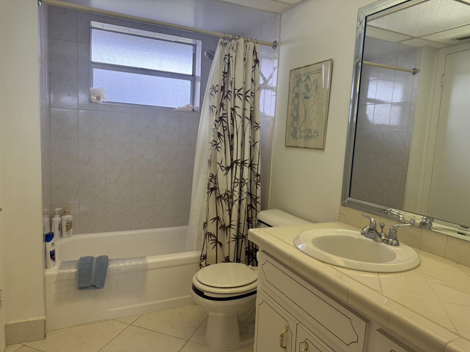 2800 NW 47th Terrace, Unit 304B, Lauderdale Lakes, FL 33313 Photo