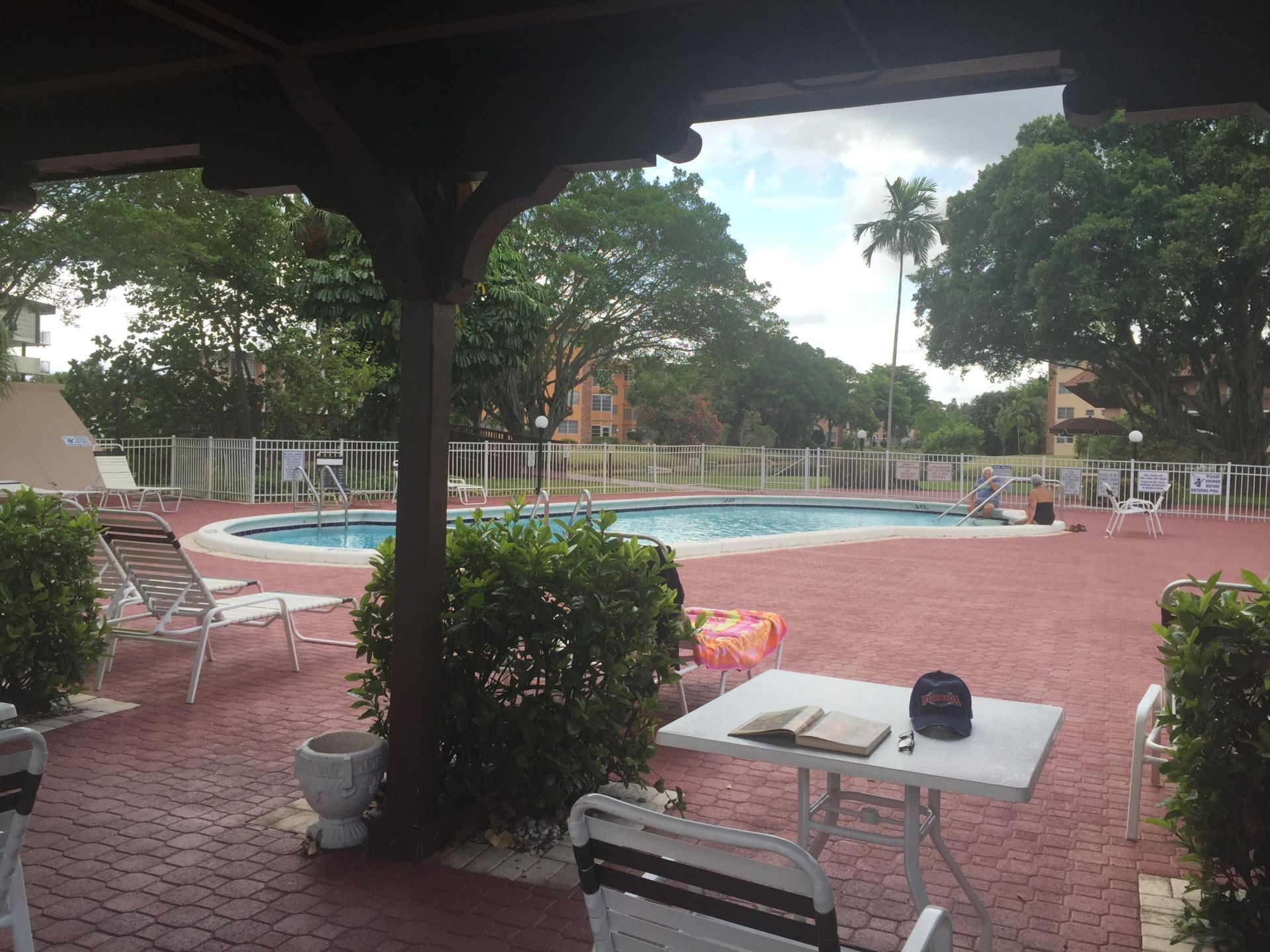 2800 NW 47th Terrace, Unit 304B, Lauderdale Lakes, FL 33313 Photo