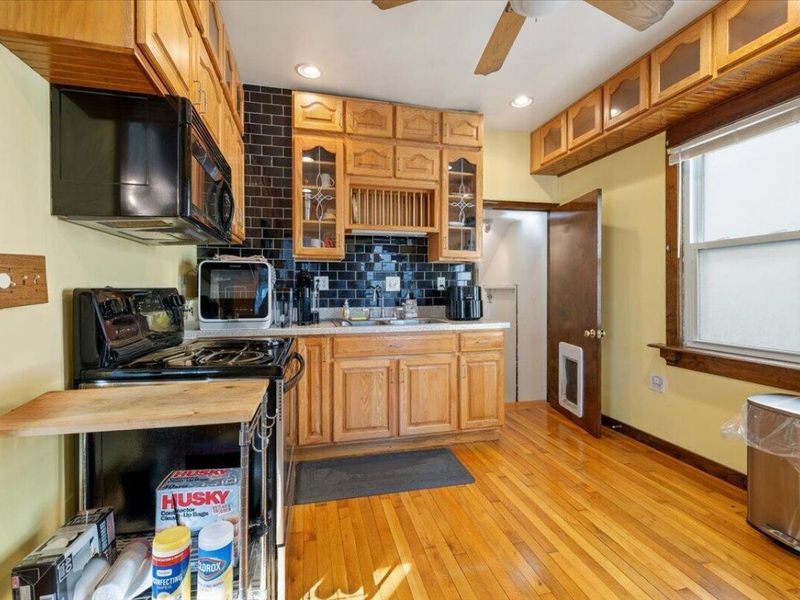 1454 N Limestone Street , Springfield, OH 45503 Photo 15