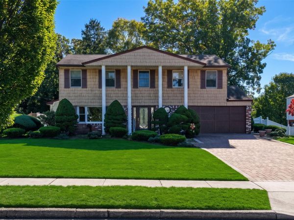 28 Chatham Road , Commack, NY 11725