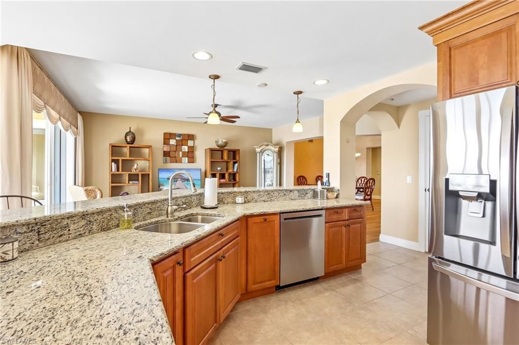 6021 Silver King Blvd , Unit 302, Cape Coral, FL 33914 Photo