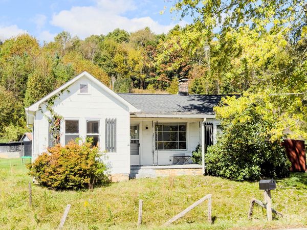 40 Duncan Lane, Newland, NC 28657