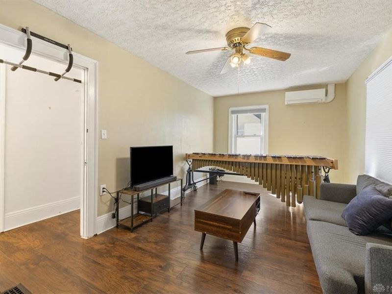 1454 N Limestone Street, Springfield, OH 45503 Photo 28