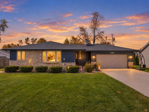 1168 MEADOW LANE, Menasha, WI 54952