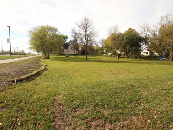 00 Chestnut Ave, Lake Park, IA 51347