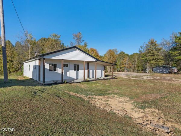209 Oak Grove Road , Milan, TN 38358