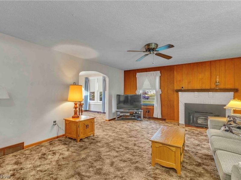 416 Morello Street SW, Canton, OH 44709 Photo 4