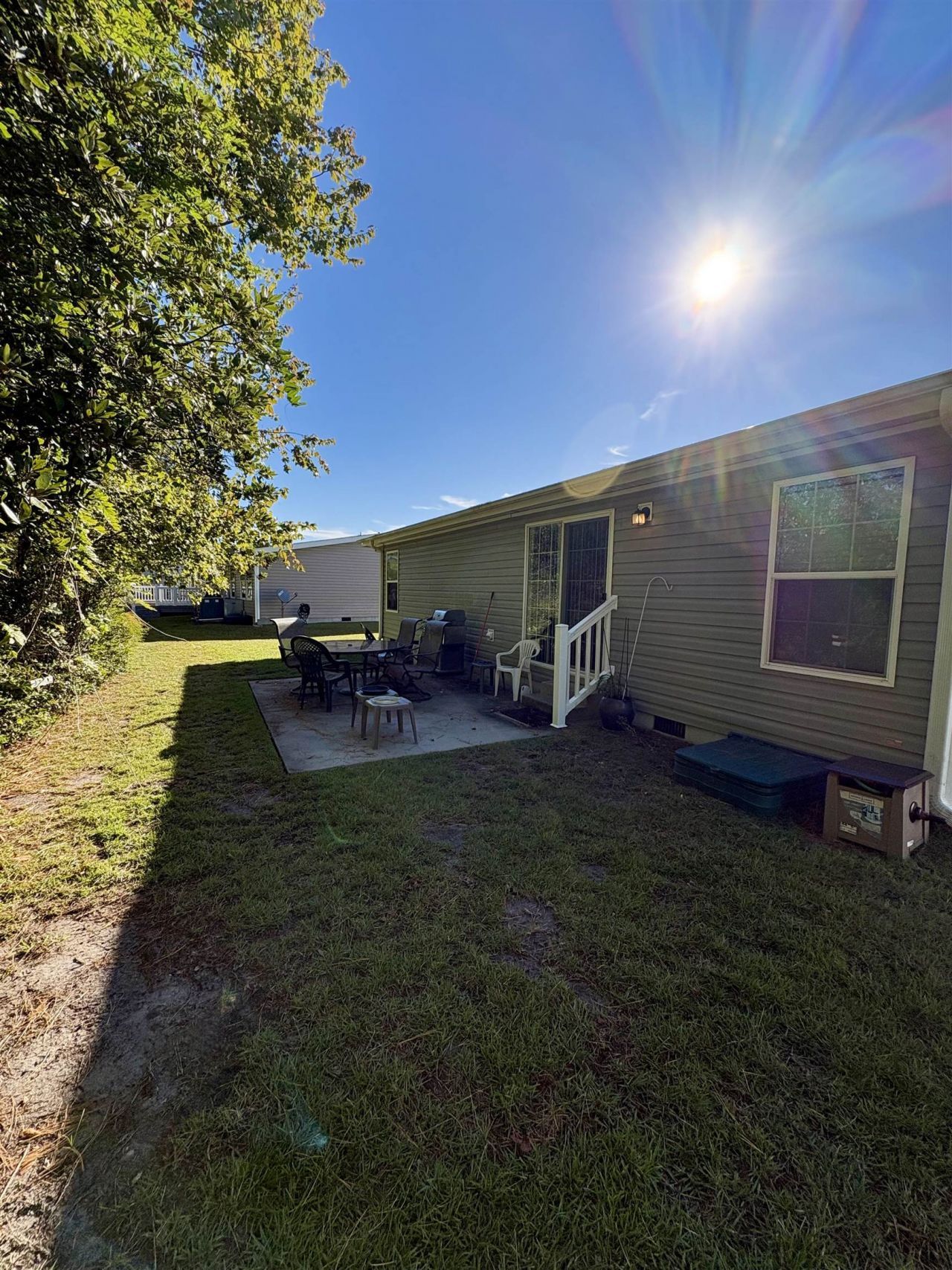 348 Lakeside Crossing Dr. Photo 3