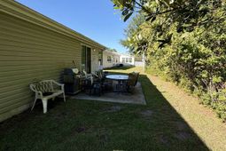 348 Lakeside Crossing Dr. photo 4