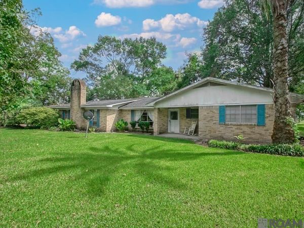 11424 Pointe Coupee Rd, New Roads, LA 70760