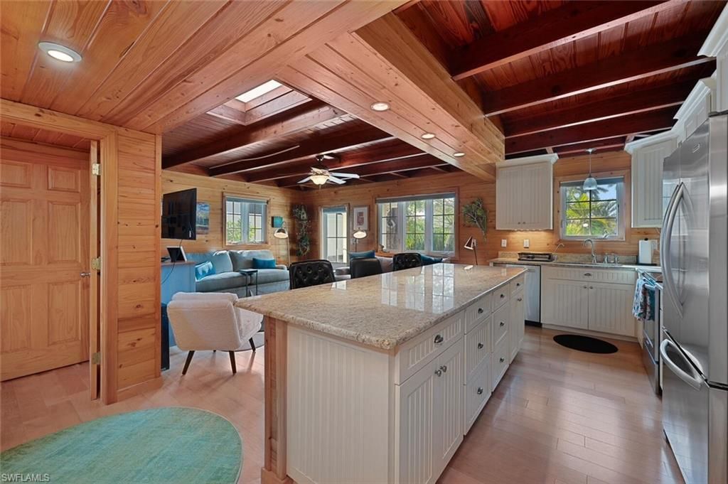 1237 Creech Rd, Naples, FL 34103 Photo