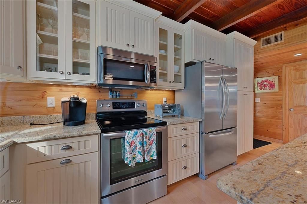 1237 Creech Rd, Naples, FL 34103 Photo