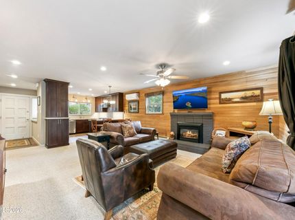 450 Mcfaul Way, Unit 18, Zephyr Cove, NV 89448 Photo