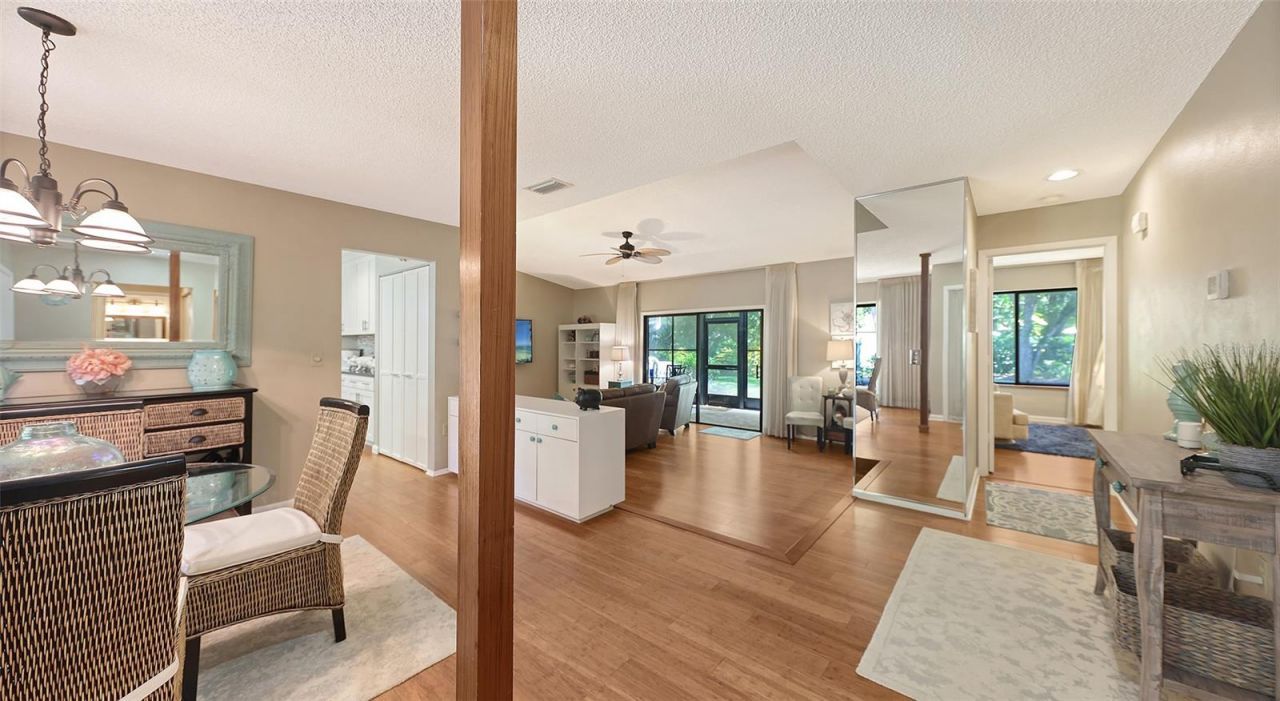 7348 Silver Fern Boulevard, Unit 6, Sarasota, FL 34241 Photo