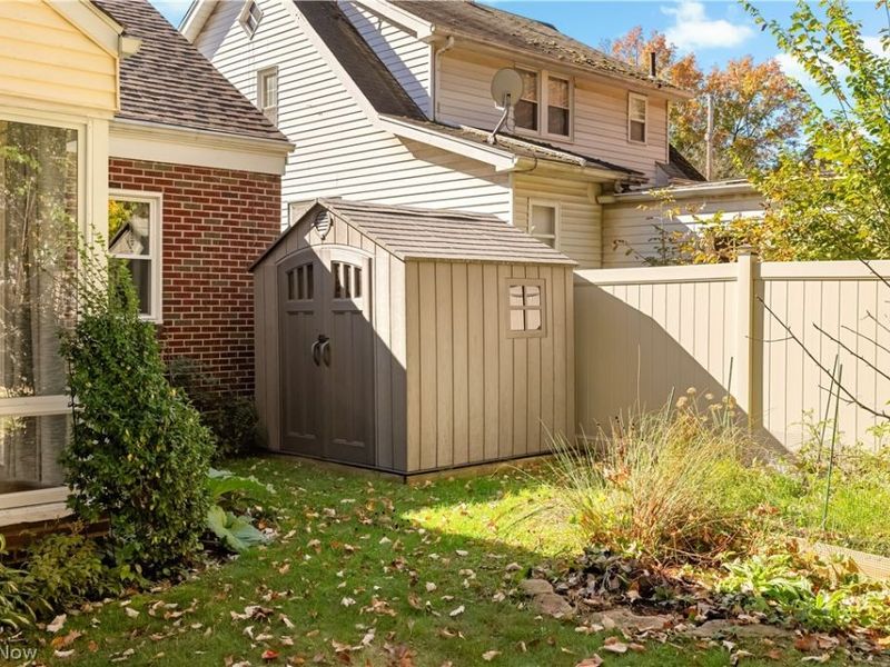 1731 Broad Boulevard, Cuyahoga Falls, OH 44223 Photo 36