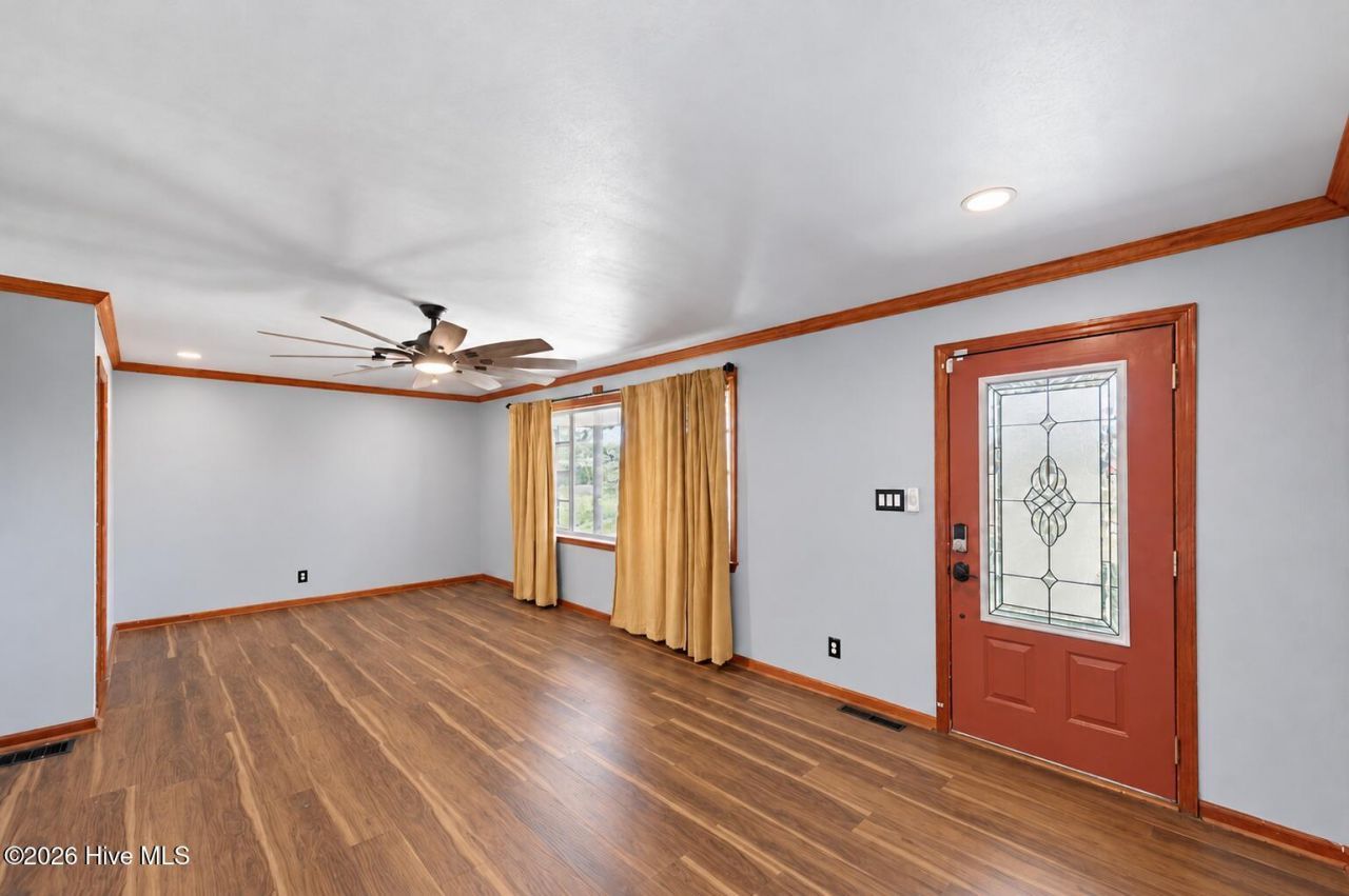 714 Old Martintown Road Photo 5