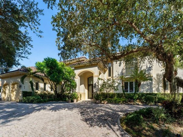 673 Destacada Cir , Coral Gables, FL 33156