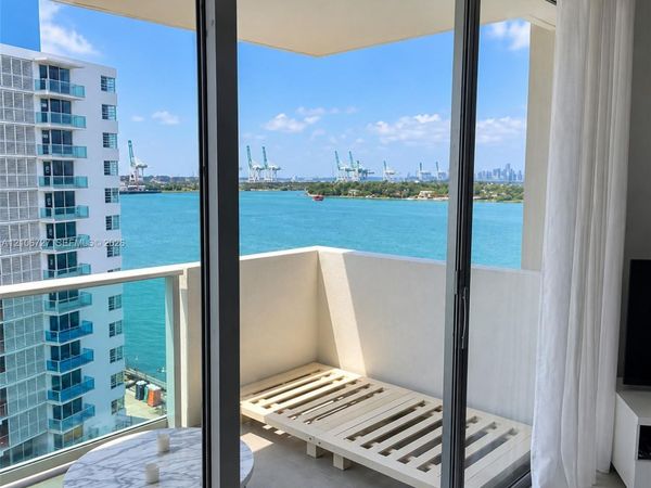 1000 West Ave , Unit 1028, Miami Beach, FL 33139