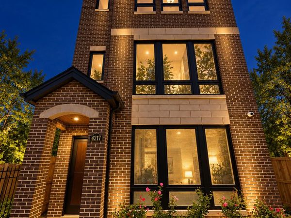 4217 S Indiana Avenue , Chicago, IL 60653