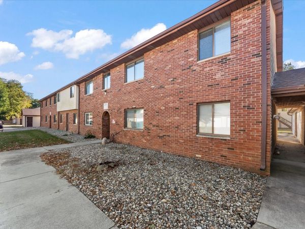 1303 Brian Place , Unit 8, Urbana, IL 61802