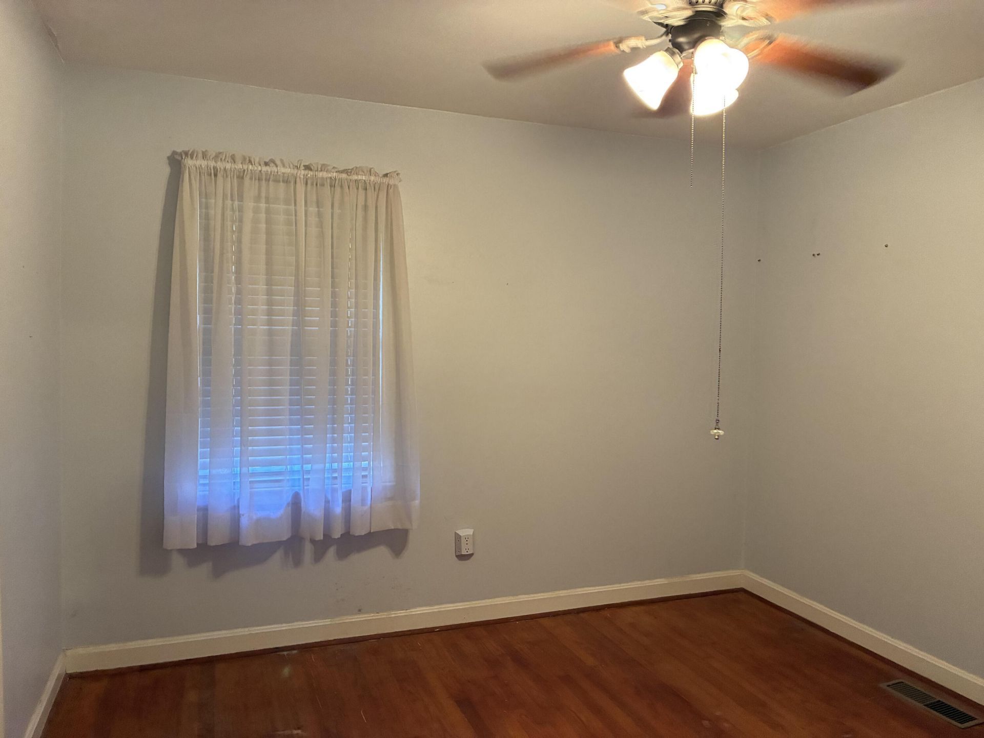 330 Ashley Drive Photo 8