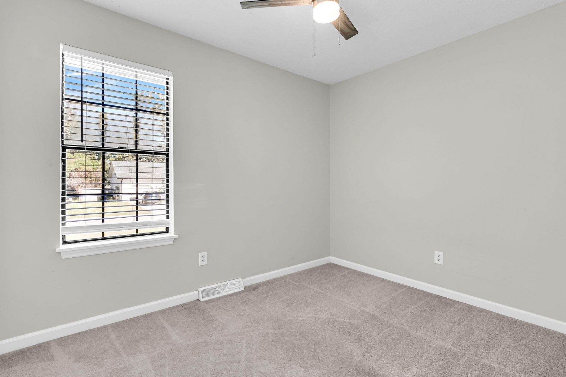 1523 Wakendaw Road Photo 27