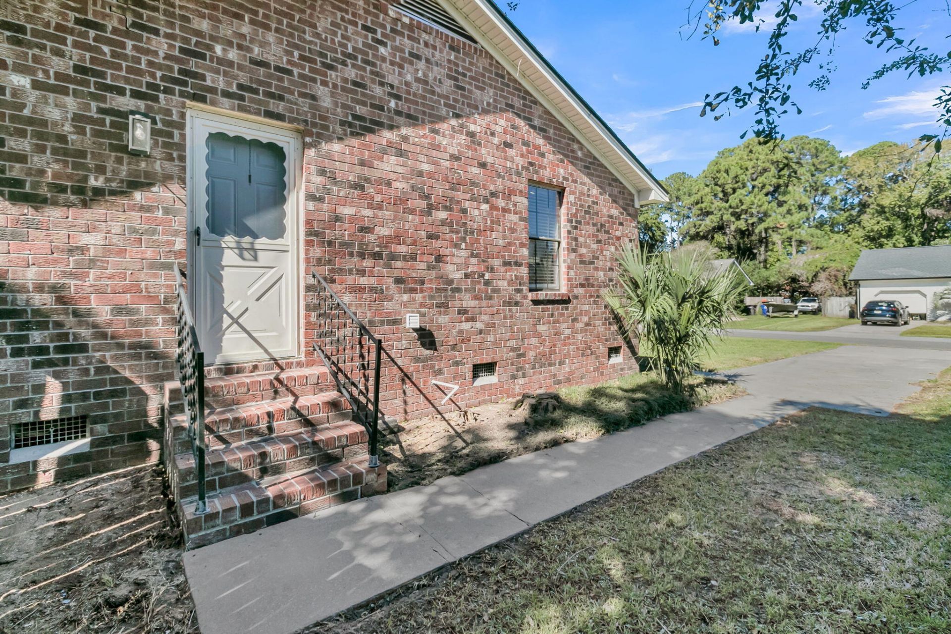 1523 Wakendaw Road Photo 32