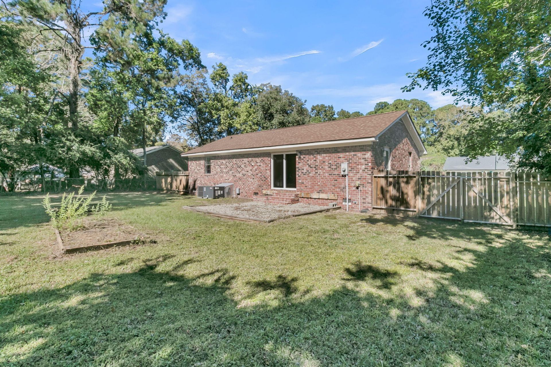 1523 Wakendaw Road Photo 34