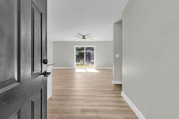 1523 Wakendaw Road photo 4