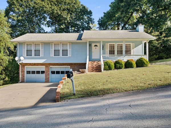 6831 Deerwood Drive, Harrison, TN 37341