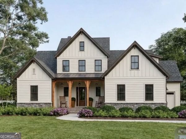 2628 Amberly Drive, Dunwoody, GA 30360
