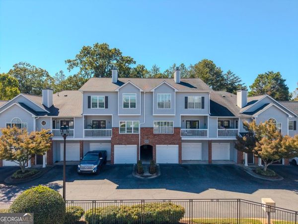 107 Vinings Forest Circle SE, Smyrna, GA 30080