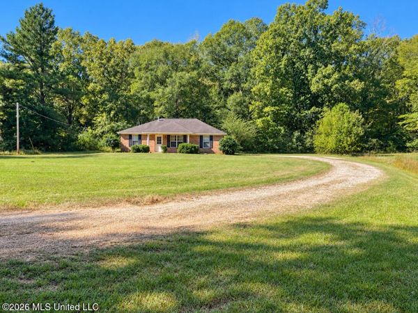 295 S Mississippi 305, Olive Branch, MS 38654