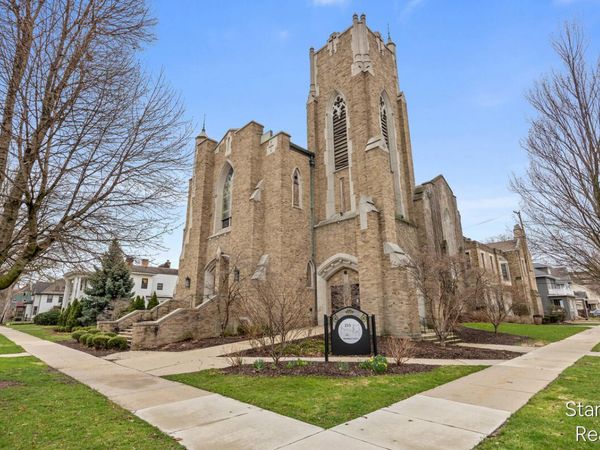 253 Prospect Avenue NE, Grand Rapids, MI 49503