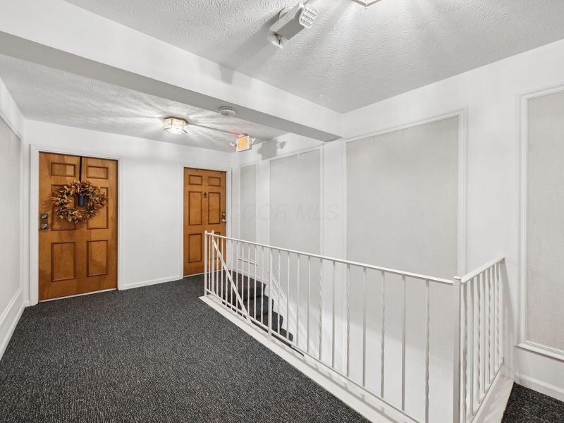 1550 Slade Avenue, Unit 302, Columbus, OH 43235 Photo 2