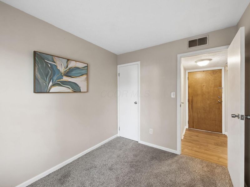 1550 Slade Avenue, Unit 302, Columbus, OH 43235 Photo 32