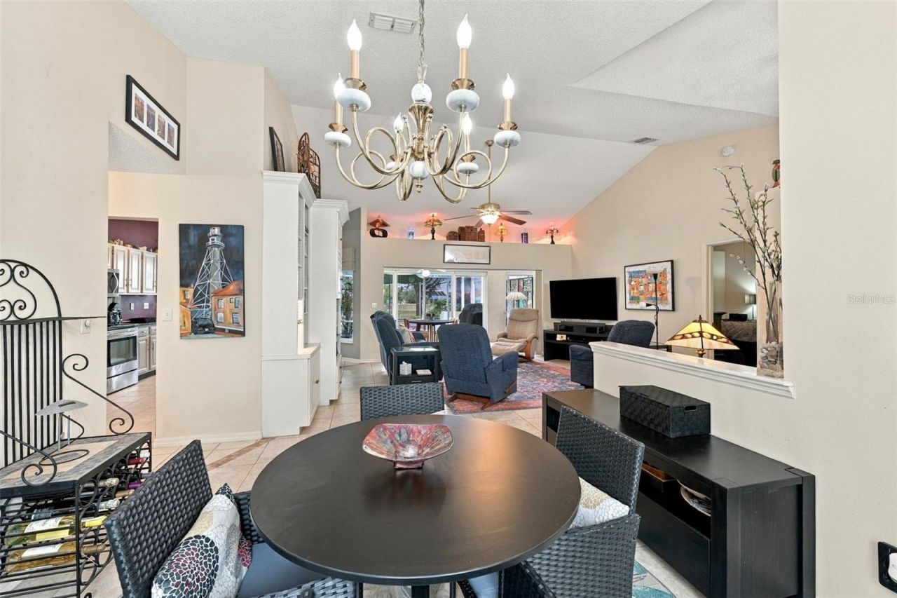 2307 Platinum Drive, Sun City Center, FL 33573 Photo