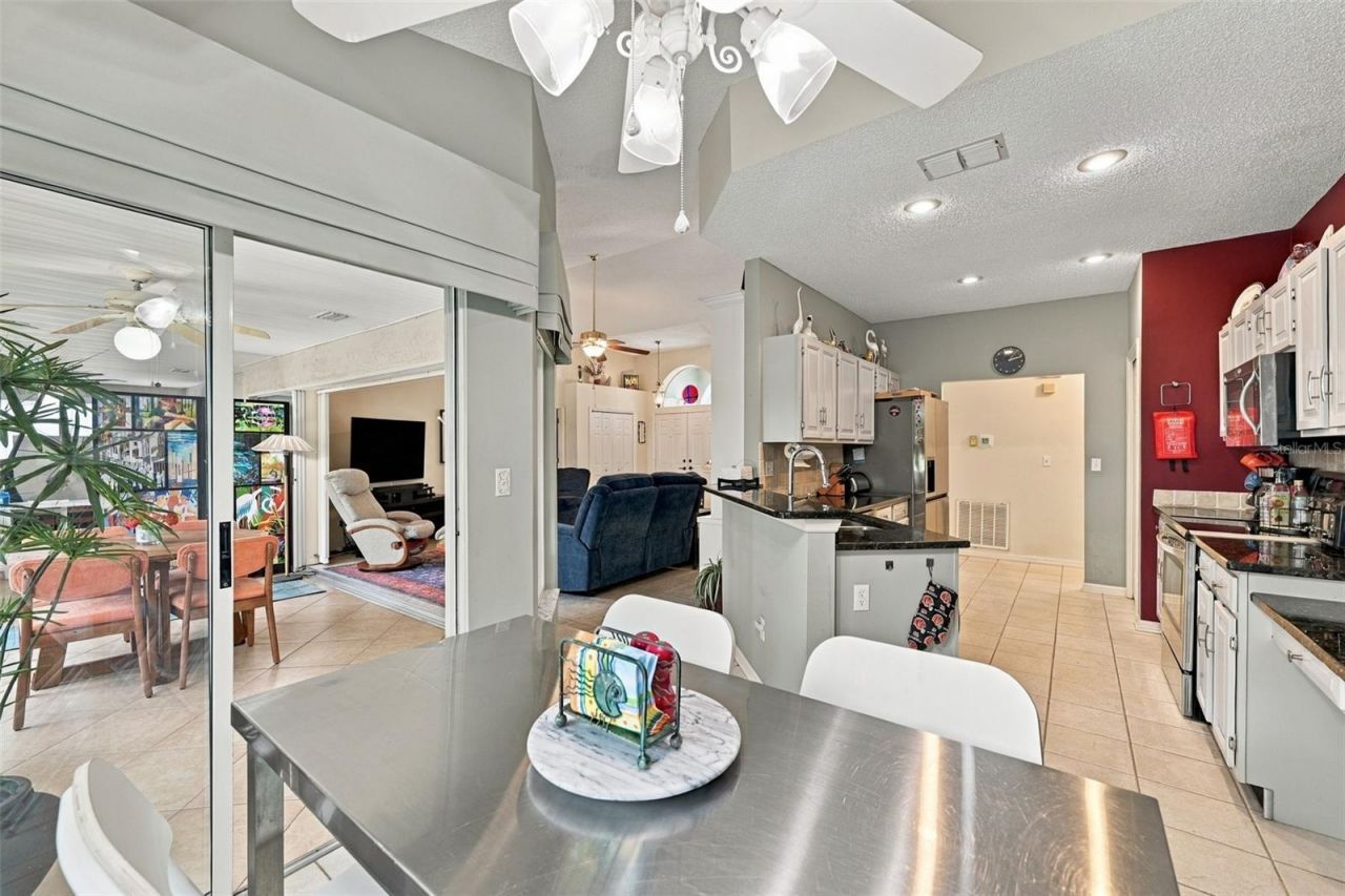 2307 Platinum Drive, Sun City Center, FL 33573 Photo