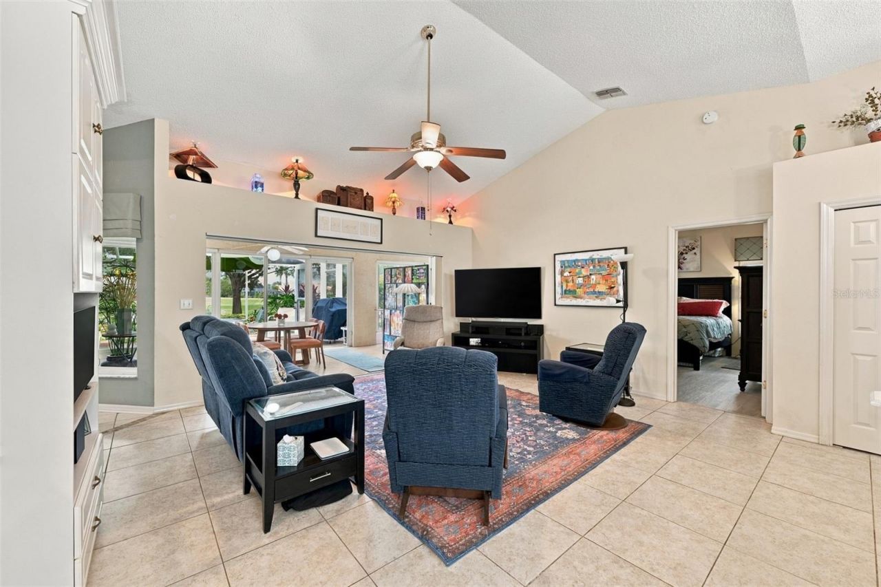 2307 Platinum Drive, Sun City Center, FL 33573 Photo