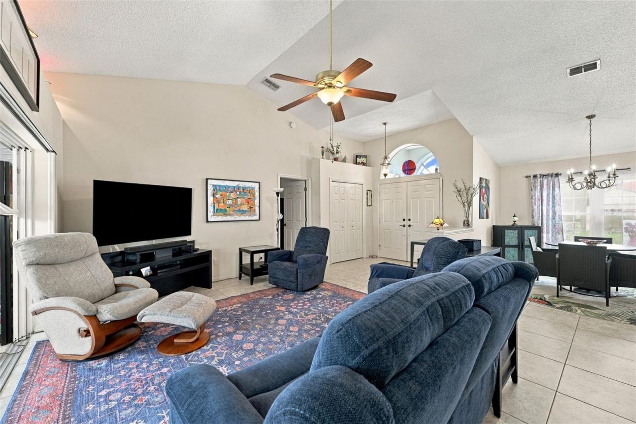 2307 Platinum Drive, Sun City Center, FL 33573 Photo