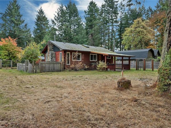 4485 Colwin Rd , Campbell River, BC V9H 1E6