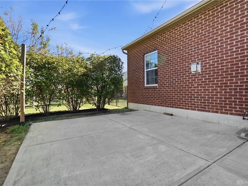 9762 Brooks Bend Court, Clearcreek Township, OH 45458 Photo 55