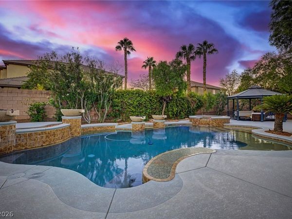 379 Autumn Hue Avenue , Las Vegas, NV 89123